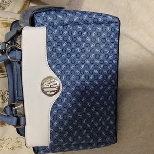 Guess purse